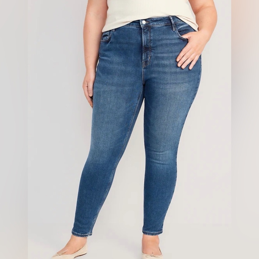 NWT Old Navy high-rise super skinny Rockstar jeans rough hem plus size 26.